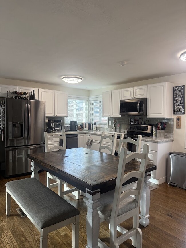 Photo - 8191 Raleigh Pl