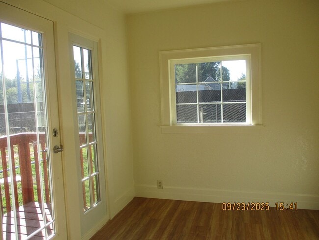 Photo - 6511 Olympic Hwy