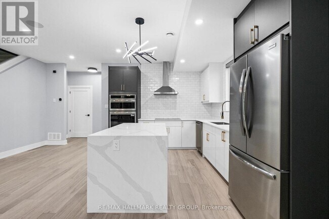 Photo - 886 Byron Ave Unité A