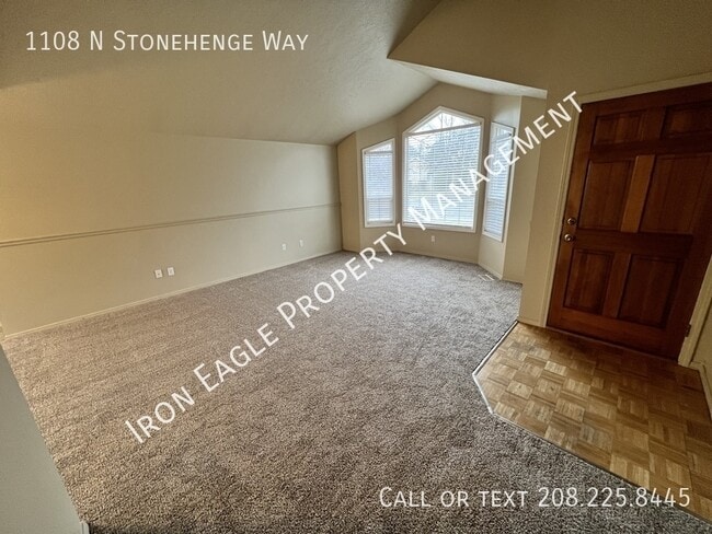 Photo - 1108 N Stonehenge Way