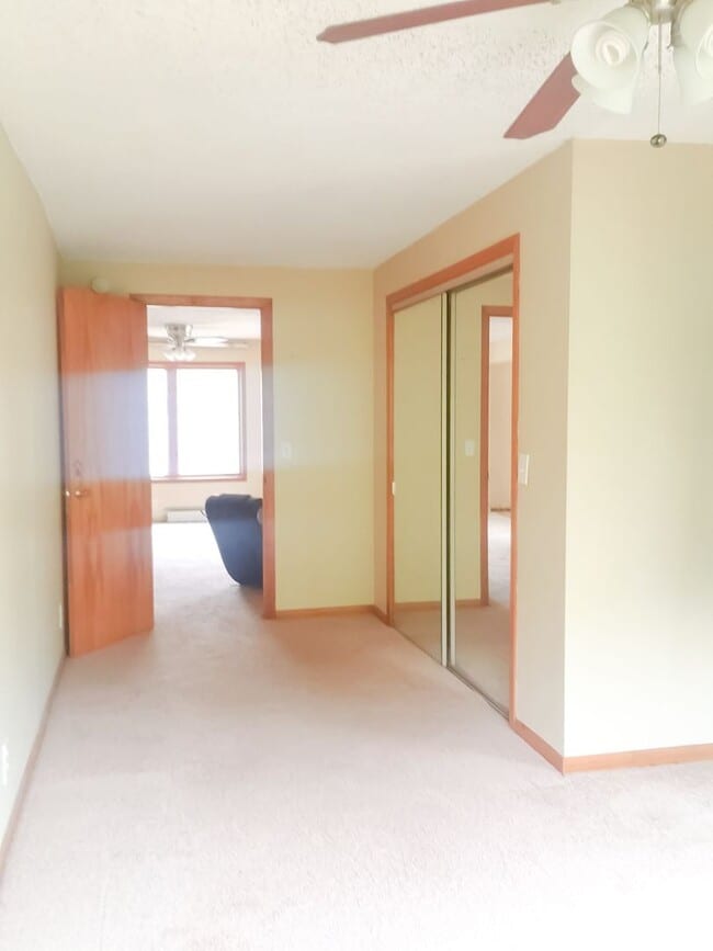 Photo - 2721 Fremont Ave S Unidad #2