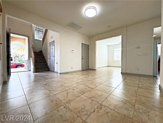 Photo - 6596 Polonius Ct
