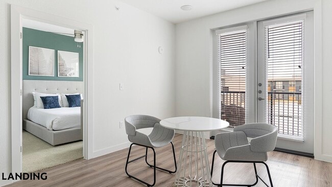 Photo - 217 S Garland Ave Unidad 2302