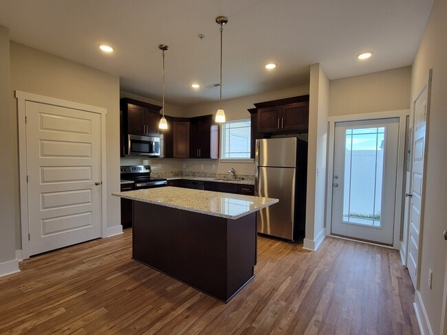 Photo - 2052 Sunflower Dr