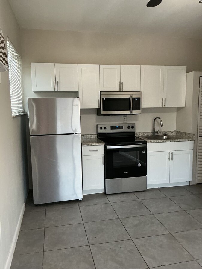 Photo - 2331 Hayes LLC