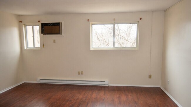 552 Shennecossett Rd