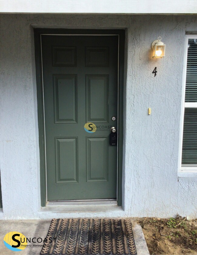 Photo - Beautiful Move-in Ready 2/2 Available Now ... Unidad 4