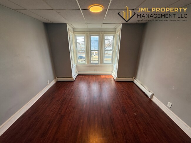 Photo - 834 Eastern Ave Unidad 2