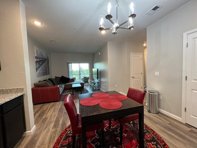 Building Photo - 1801 S Dunkirk St