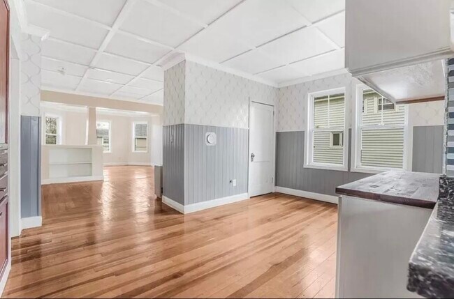 Photo - 475 Tecumseh St Unidad 1