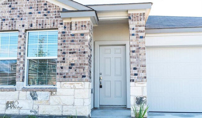 Photo - 603 Waterway Ave