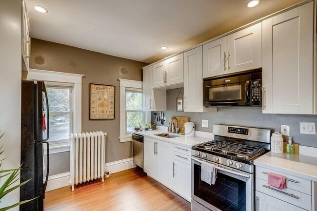 Photo - 3405 Minnehaha Ave Unit 2