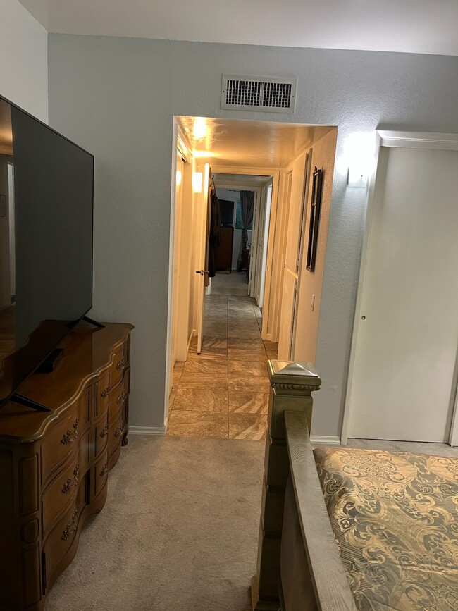 Photo - 53 W Calle del Lago