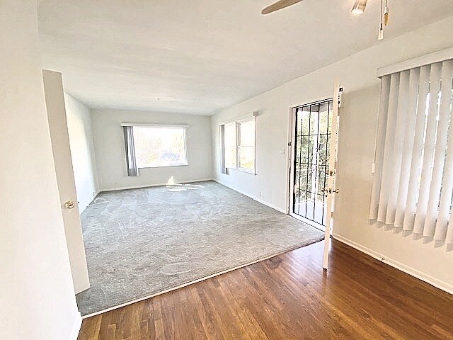 14916 1/2 Bassett St.