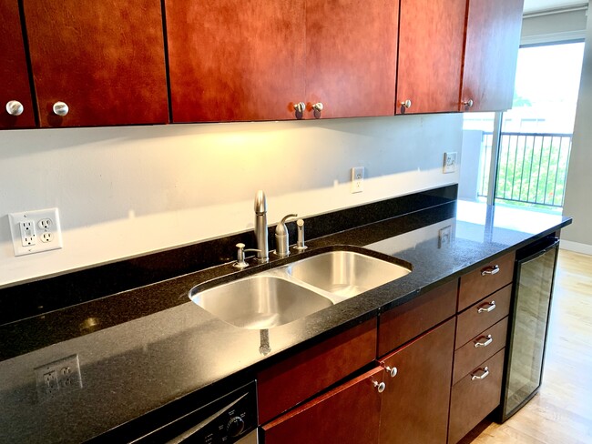 Photo - 2800 W 44th St Unit 509