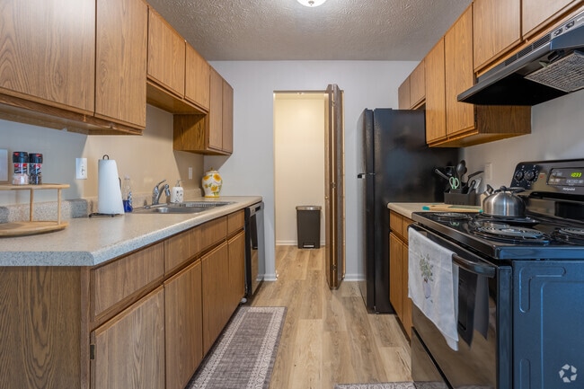 Springbrook - Kitchen