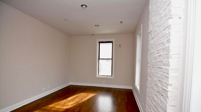 Dormitorio - 1447 W 17th St