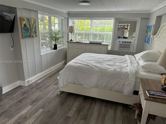 Photo - 65 NE 24th St Unit 61 B