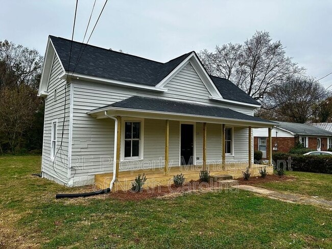Photo - 213 Irma Ave