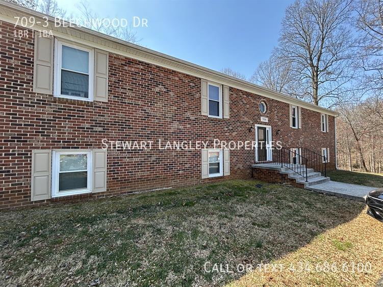 Photo - 709 Beechwood Dr (Lynchburg, VA)