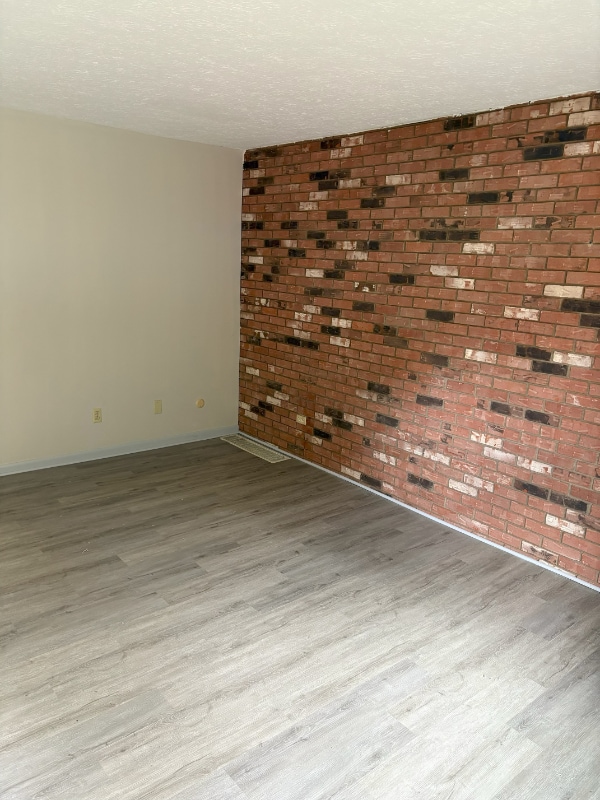 Building Photo - 2139 Glenmount Ave Rental