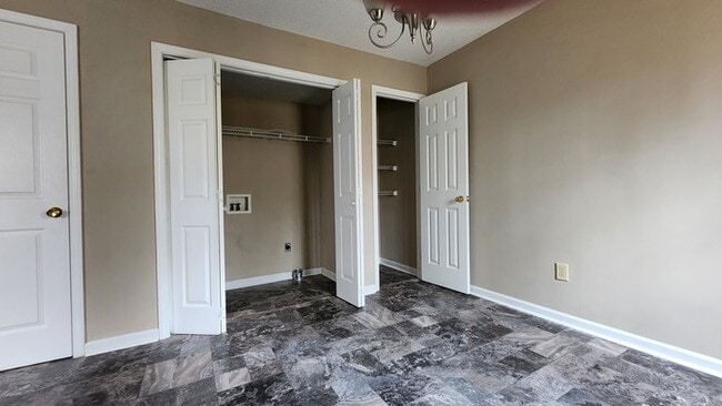 Photo - Condo Now For Rent Unit 19