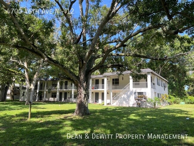 Building Photo - 4700 46th Ave N Unit 12