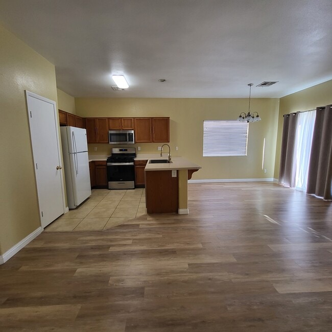 Photo - 8845 Winter Sky Ave