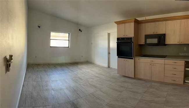 Photo - 3635 Lalani Blvd
