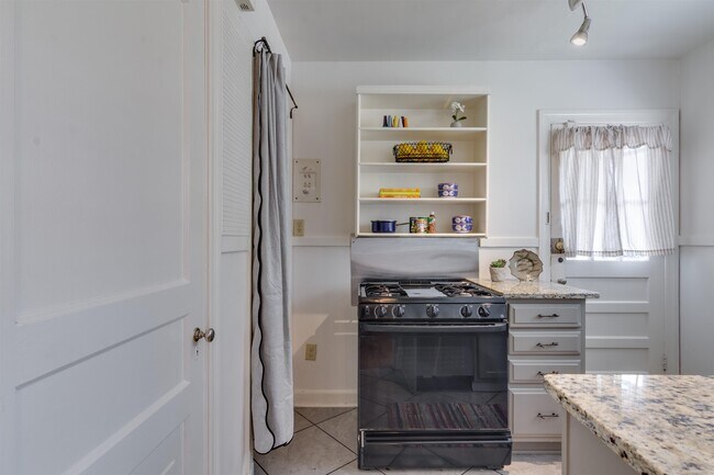 1885 Peabody Ave Unit 1