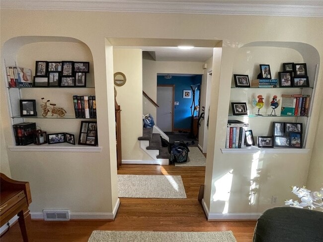 Photo - 50 Greenview Dr