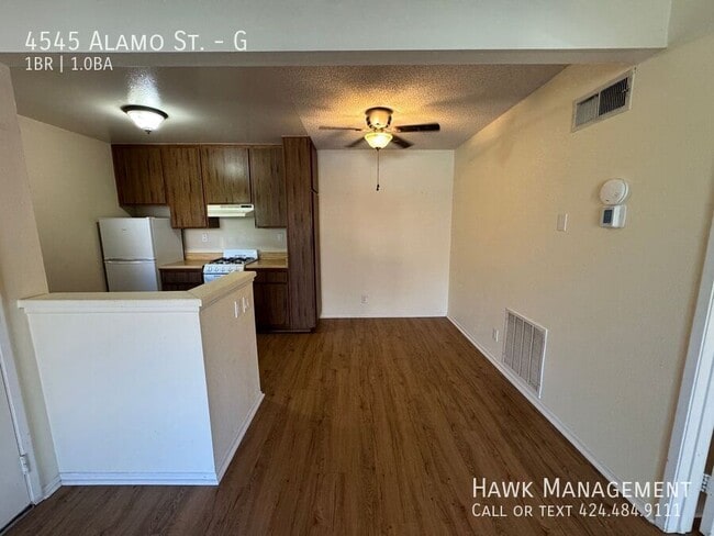 Photo - 4545 Alamo St