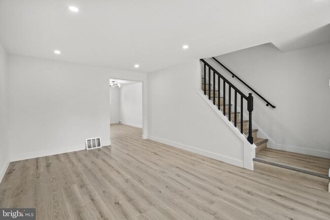 Photo - 2119 Delmar Dr