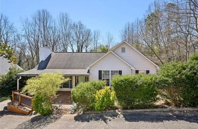 Photo - 172 Shallow Ridge Ln NE