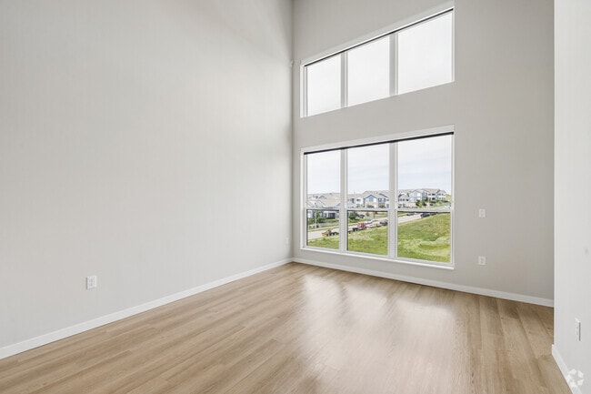 Siskiwit 1BR, 1BA - 955SF - Living Room