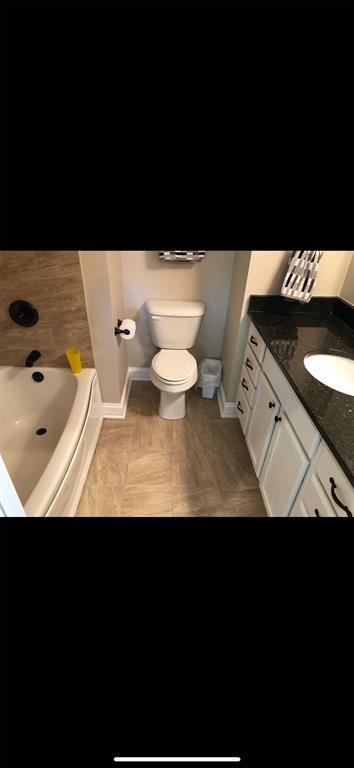 Photo - 330 2nd St SW