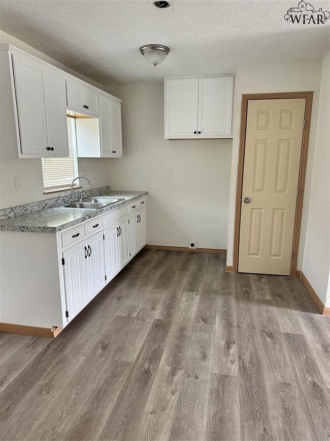 Photo - 1209 Williams Ave