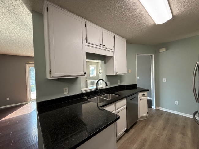 Photo - 14357 Estates Ave