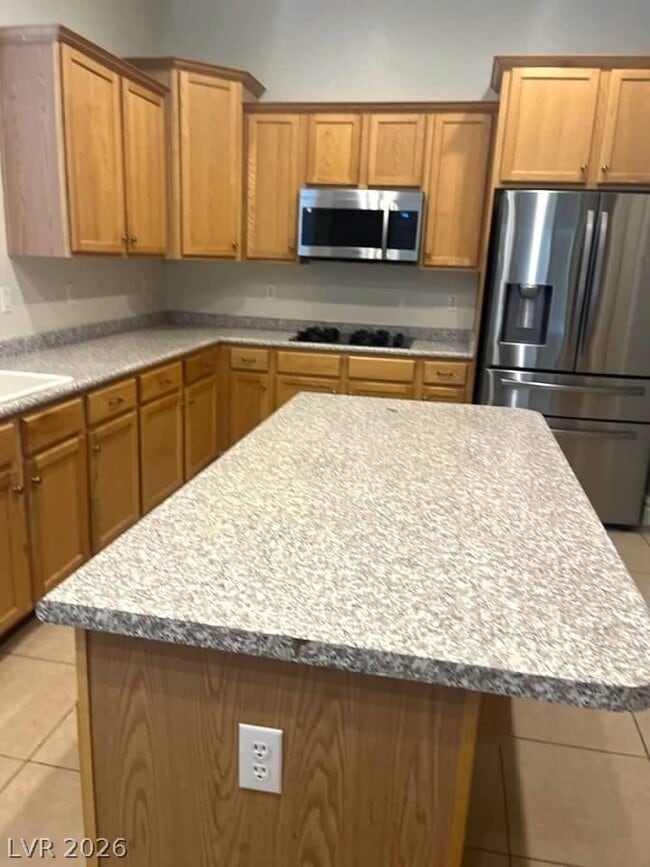 Building Photo - 10717 Refectory Ave