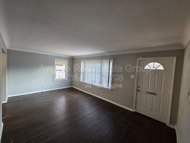 Photo - 8573 Kathlyn Dr