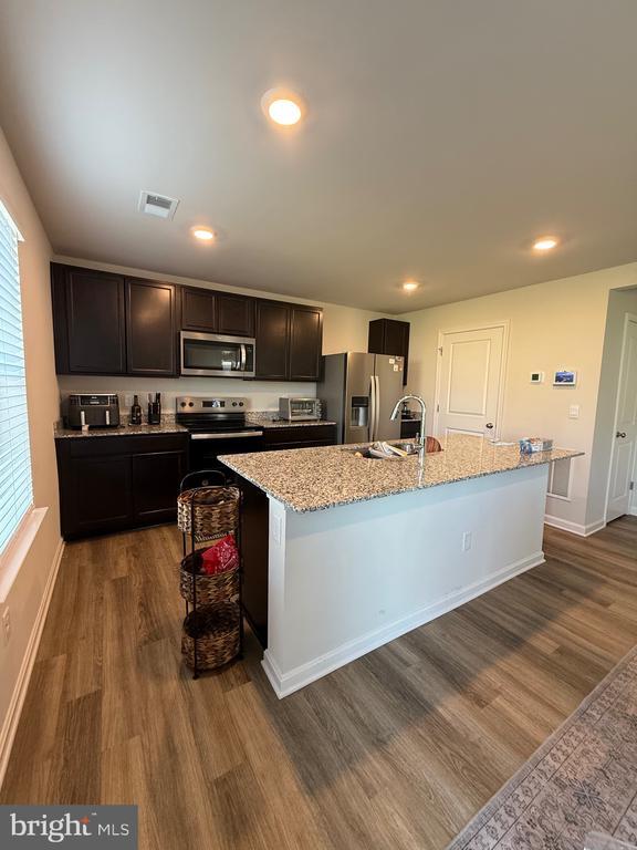 Photo - 115 Grasmere St