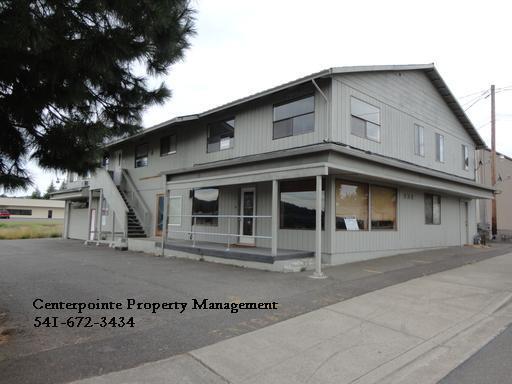 Photo - 228 NE Ward Ave Unit 2-3