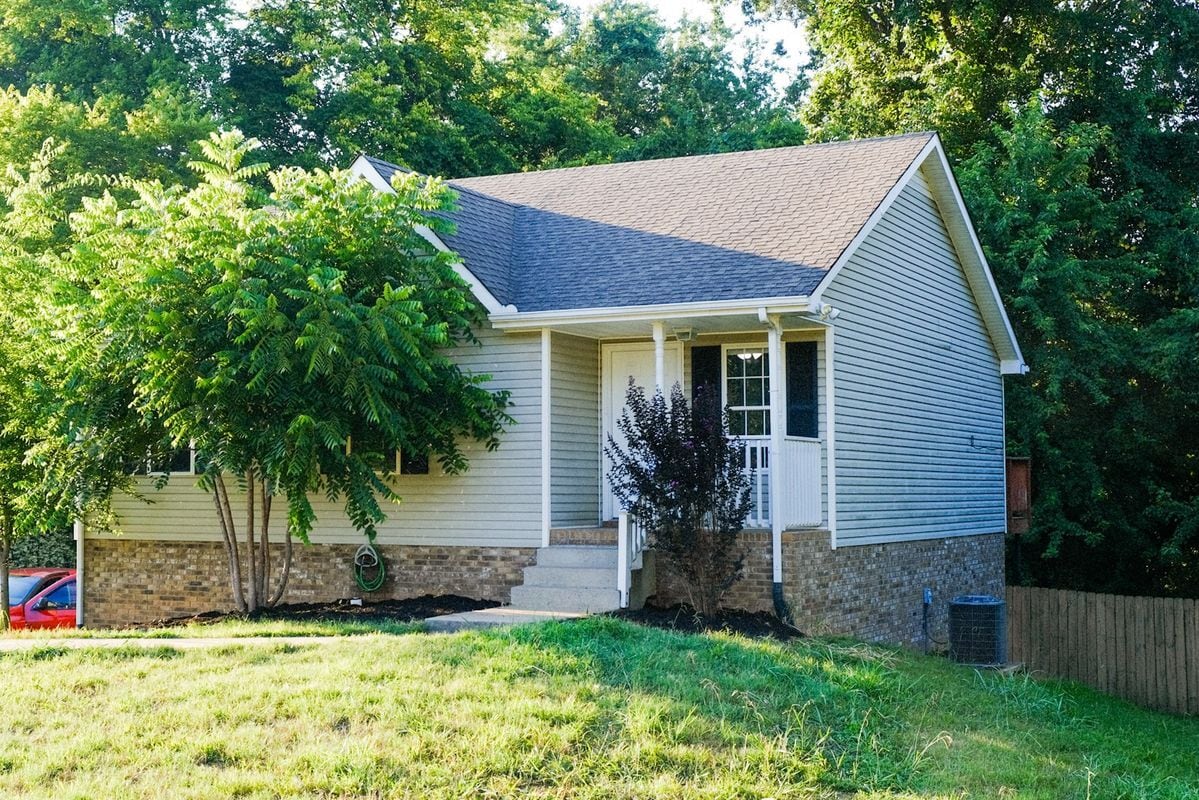 Photo - 3257 N Senseney Cir House