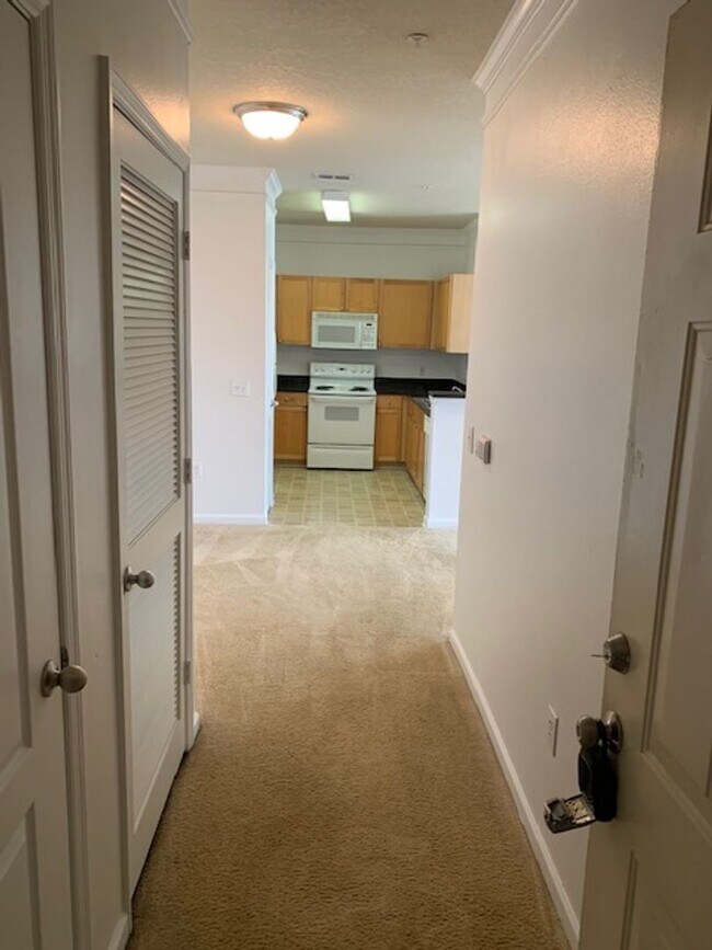 Photo - Condo for rent - 3rd floor in gated community