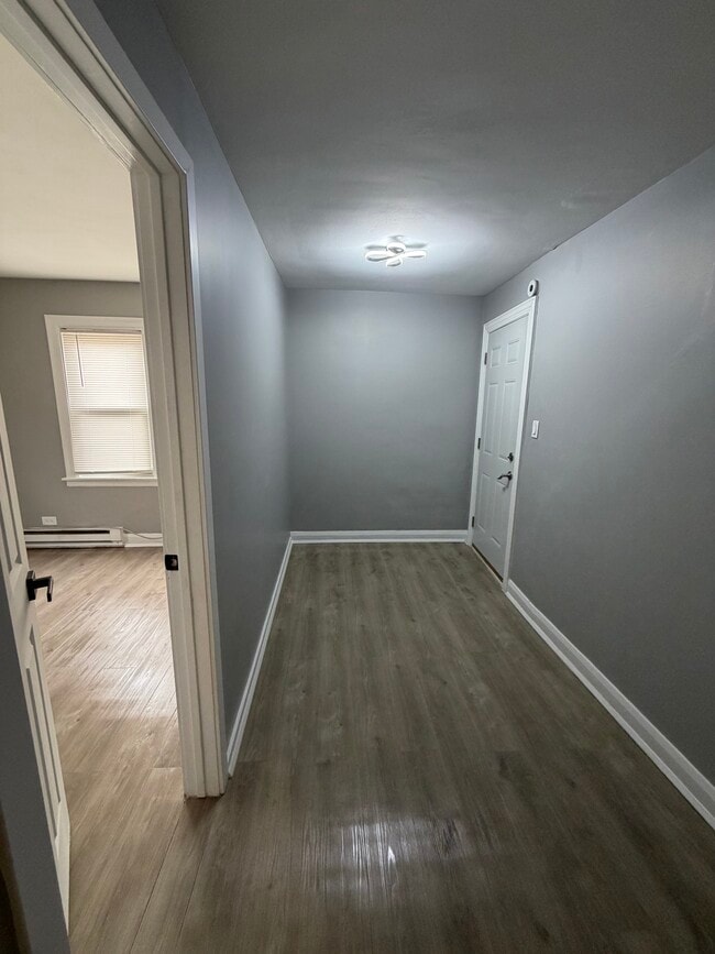 Photo - 7805 Central Ave