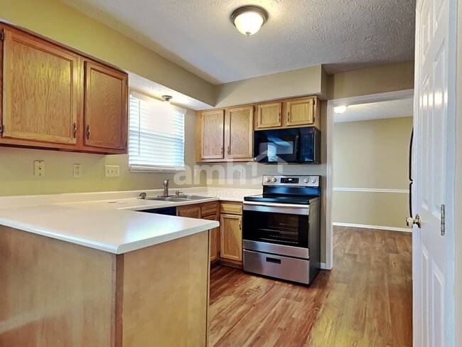 Photo - 6334 Tara Brooke Ct