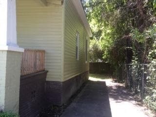 Photo - 2440 Marion St