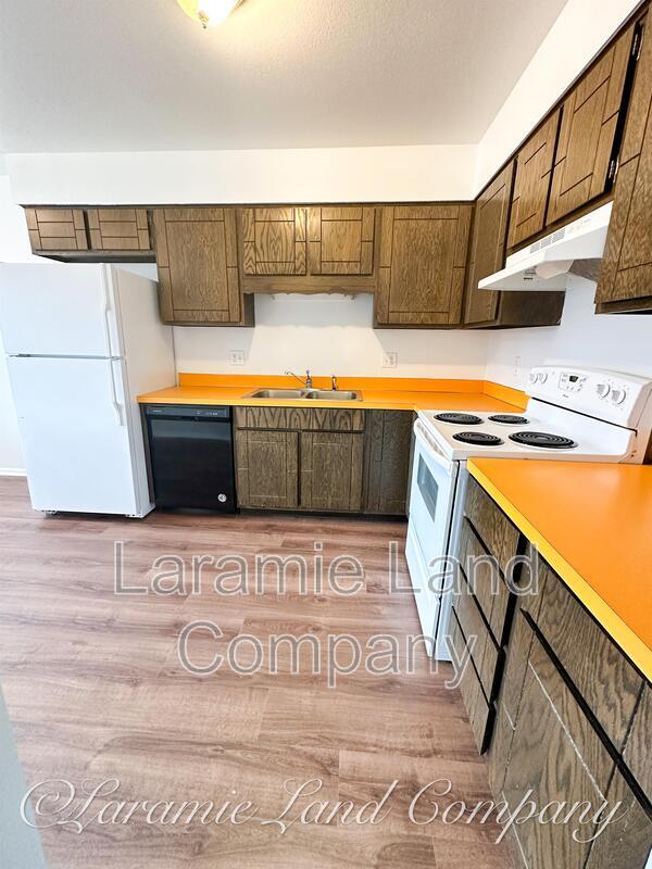 Photo - 1115 Downey St