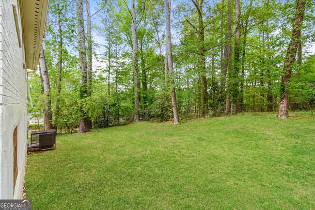 Photo - 598 Oakside Dr SW