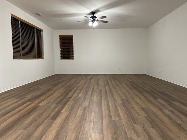 Spacious 4-Bedroom in Riverside with 3 Full Baths - 2700 Sq Ft of Space